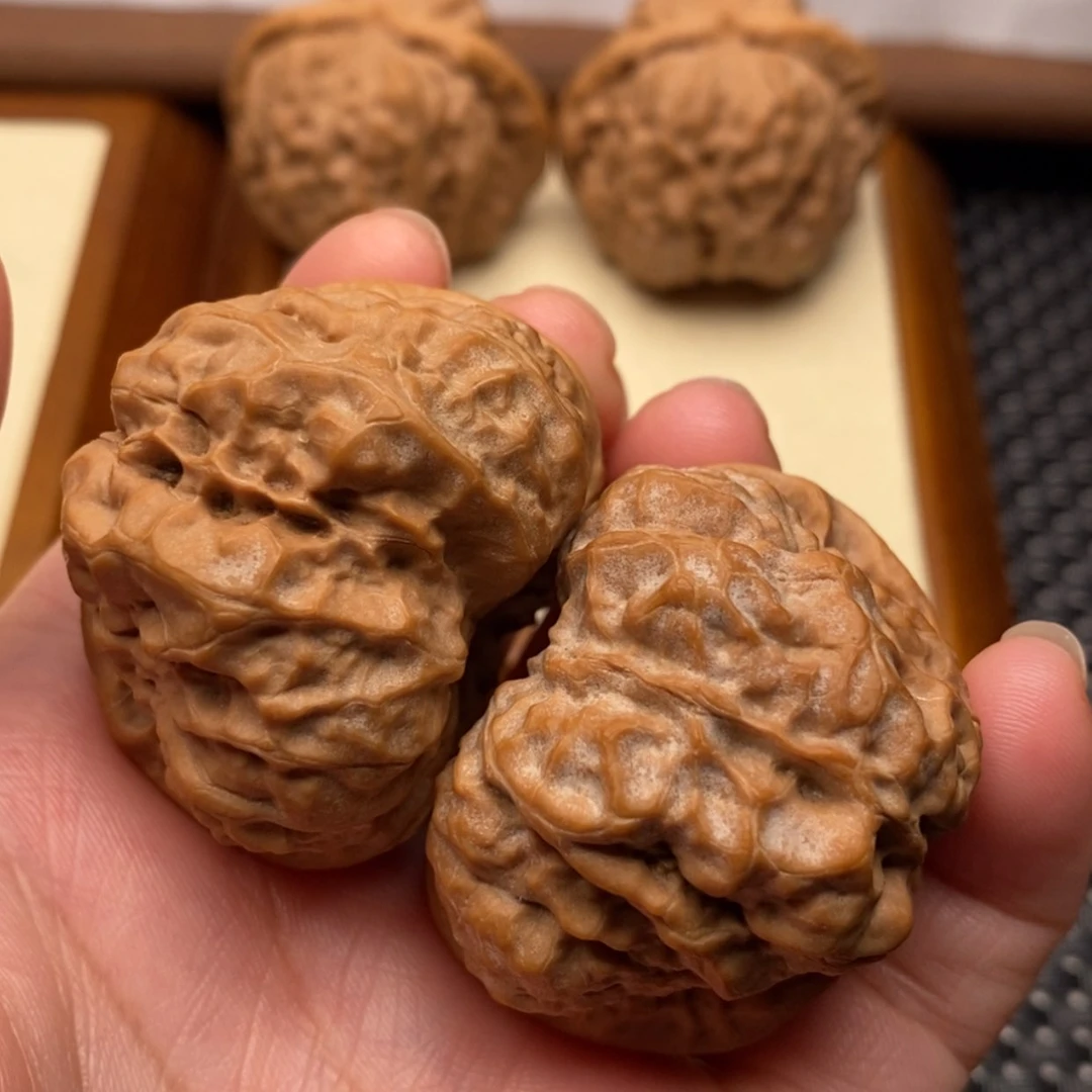 【闪购商品】文玩核桃把件九****?边43左右