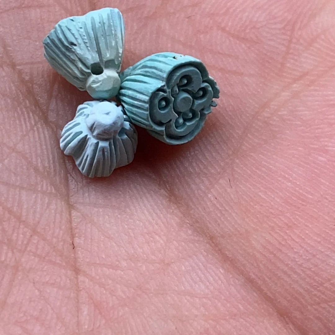 南红玛瑙未镶嵌珠宝半成品