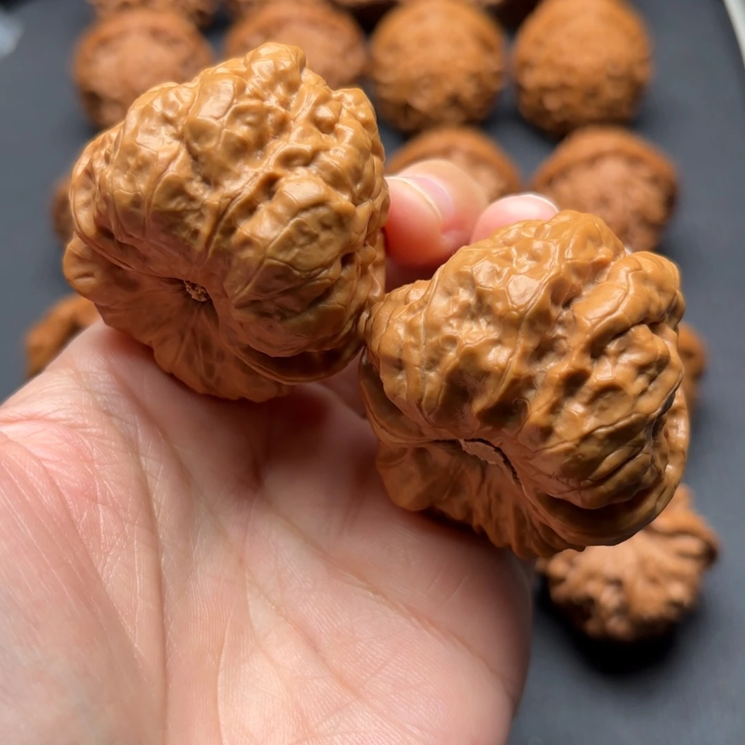 文玩核桃吊坠暴力蛙44肚49