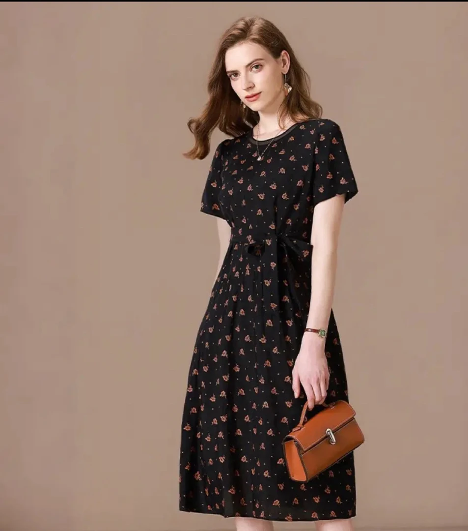 2029连衣裙碎花显瘦时尚夏季小个子法式收腰气质