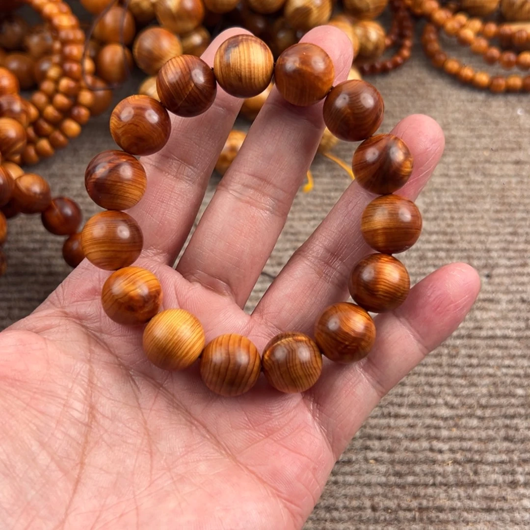 木太行崖柏1.5带闪电。。。