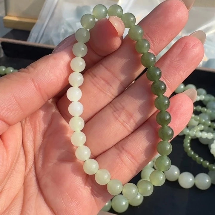 和田玉未镶嵌颈饰卡6李