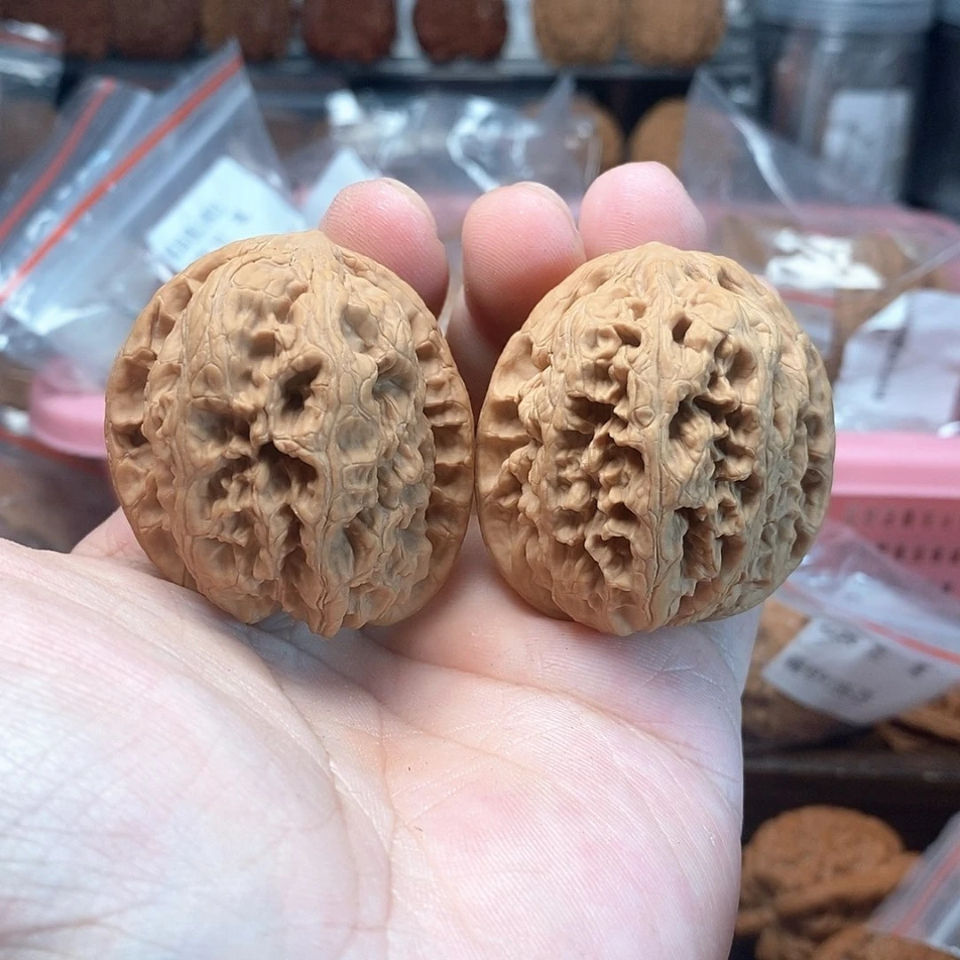 1文玩核桃华北将军膀40-416