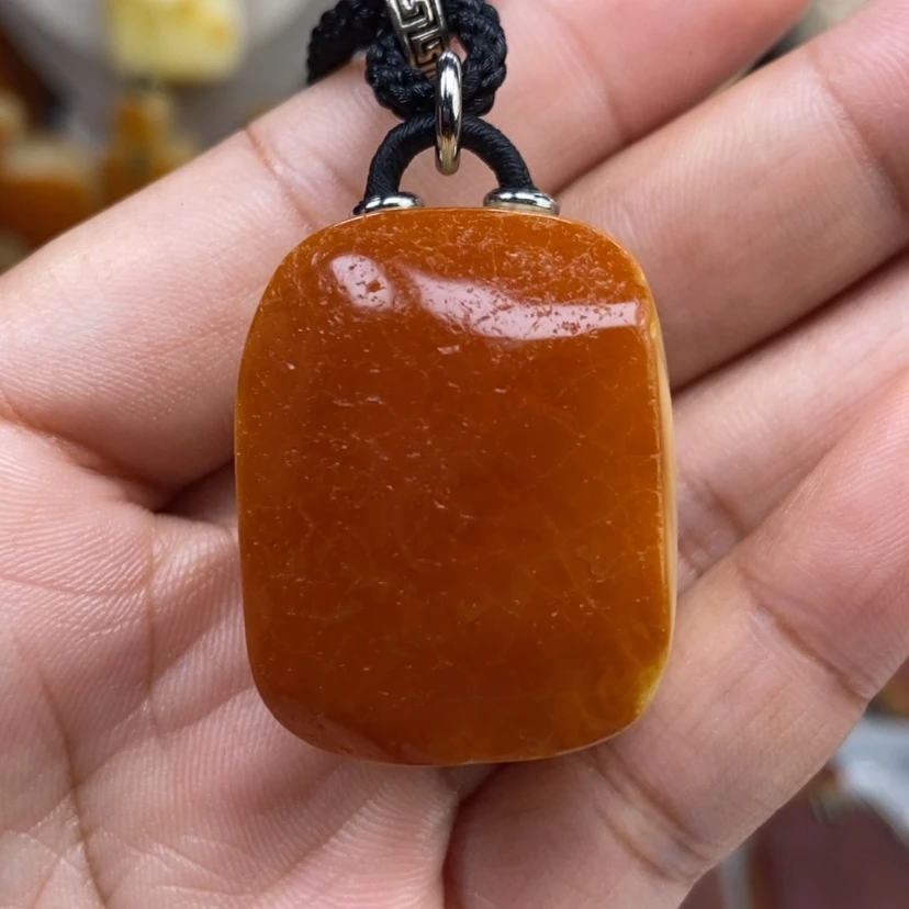 【闪购商品】琥珀颈饰未镶嵌