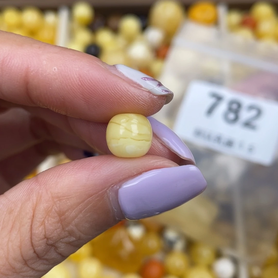 未镶嵌蜜蜡珠宝奇石9.0