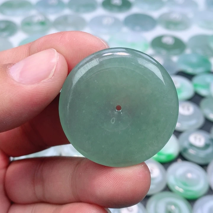 翡翠未镶嵌颈饰缅甸天然A货翡翠37/5.8