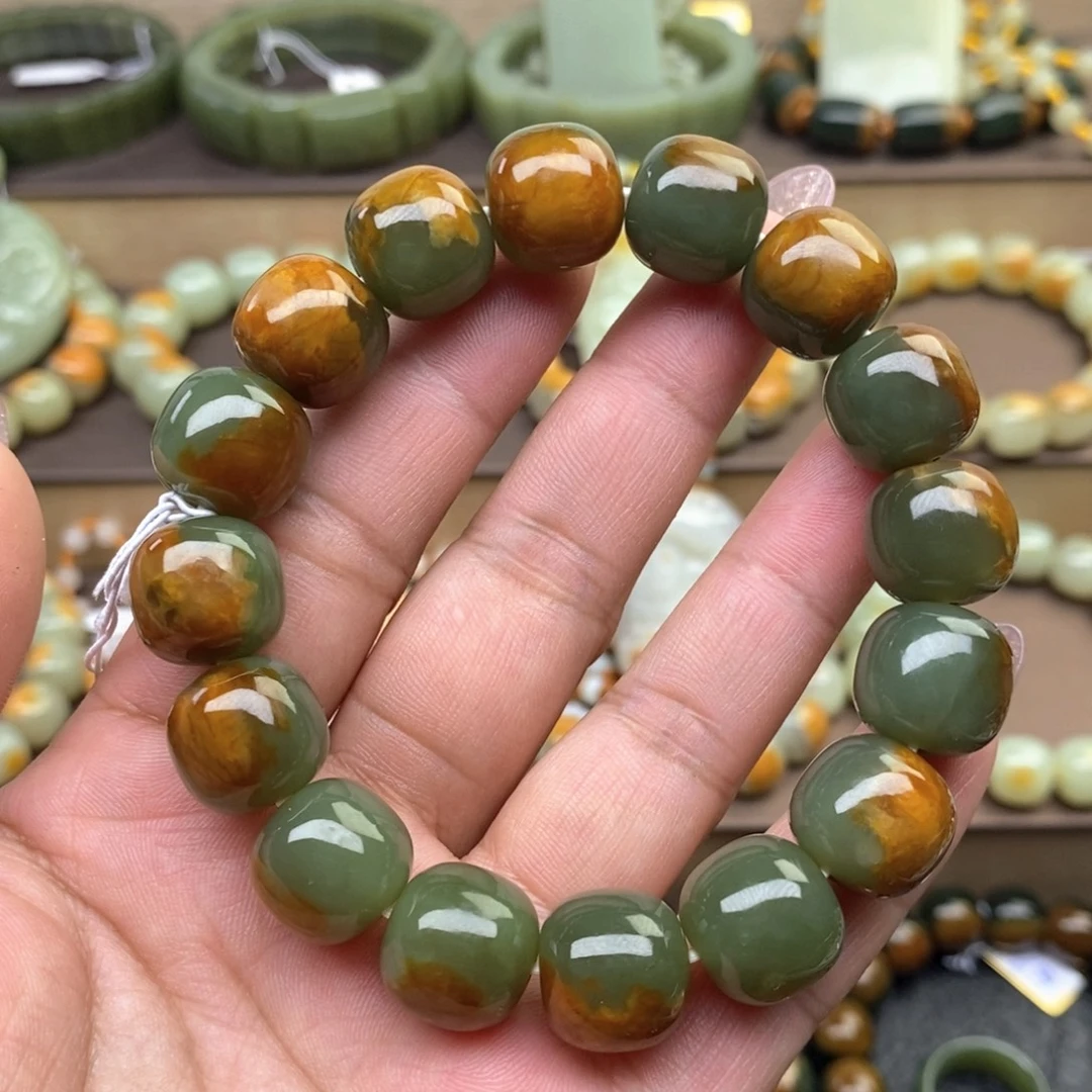 透闪石质玉未镶嵌手串