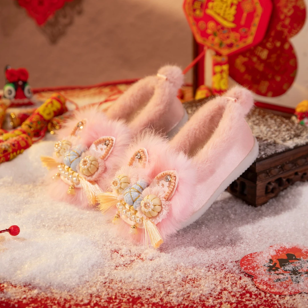 宝宝虎头鞋女冬季新款粉色可爱毛毛棉鞋女童配马面裙儿童汉服鞋子