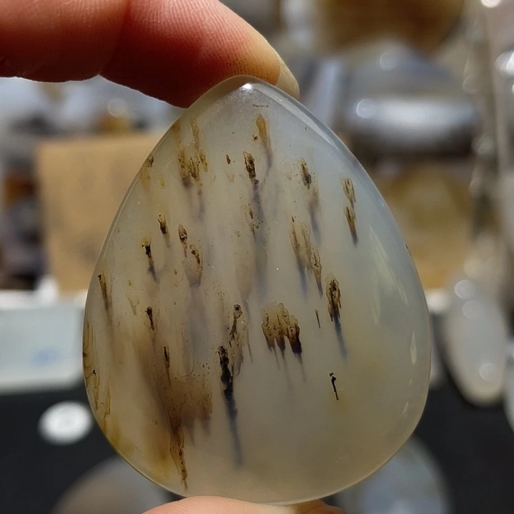 未镶嵌颈饰玛瑙/玉髓