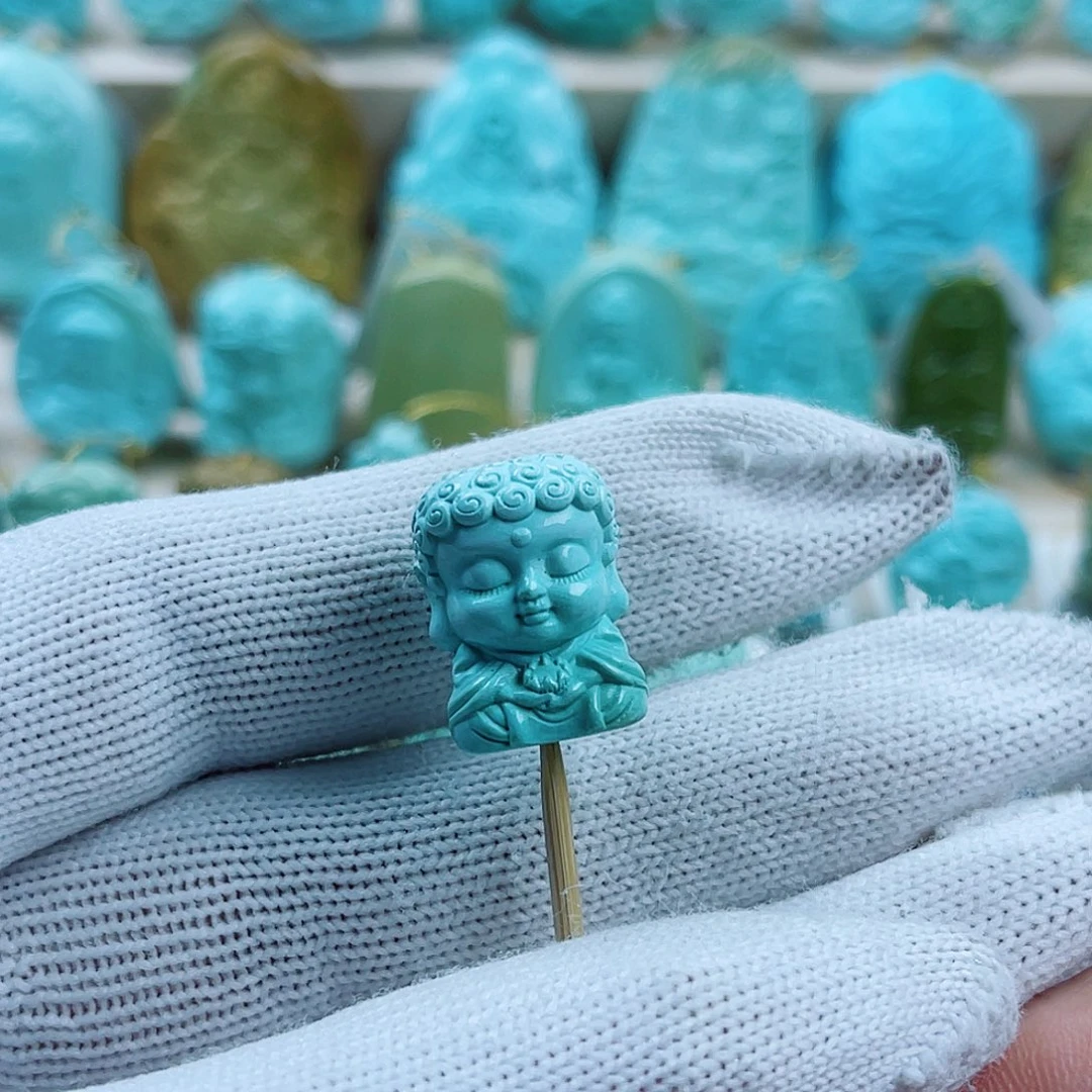 绿松石未镶嵌珠宝奇石