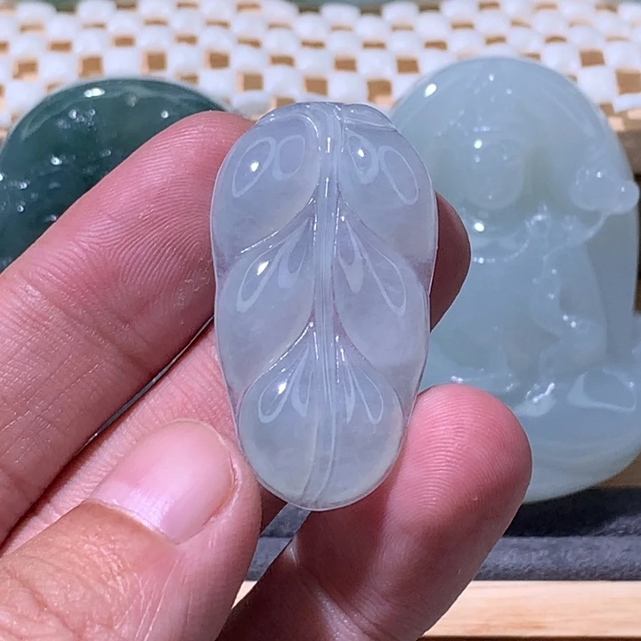 翡翠未镶嵌颈饰炸/糯化冰叶子