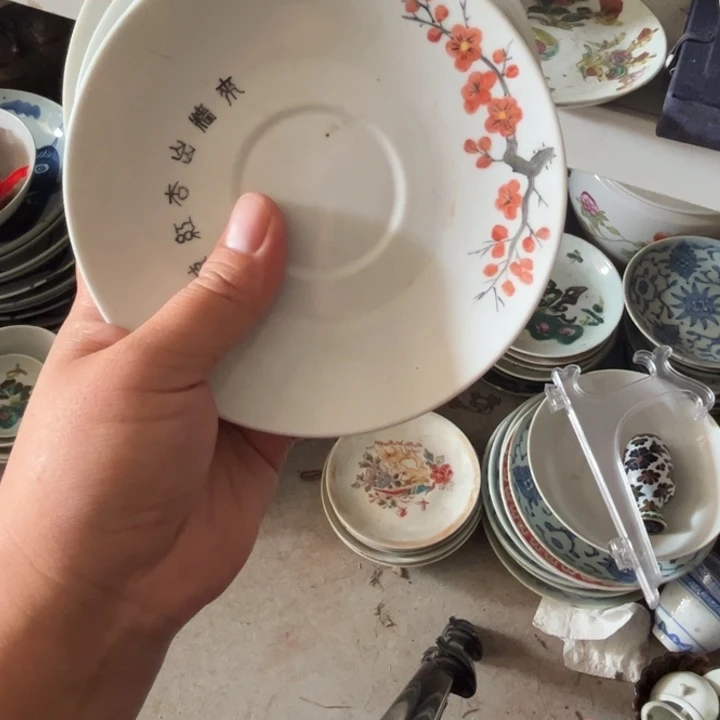 都是瑕疵品看好下单底托6个