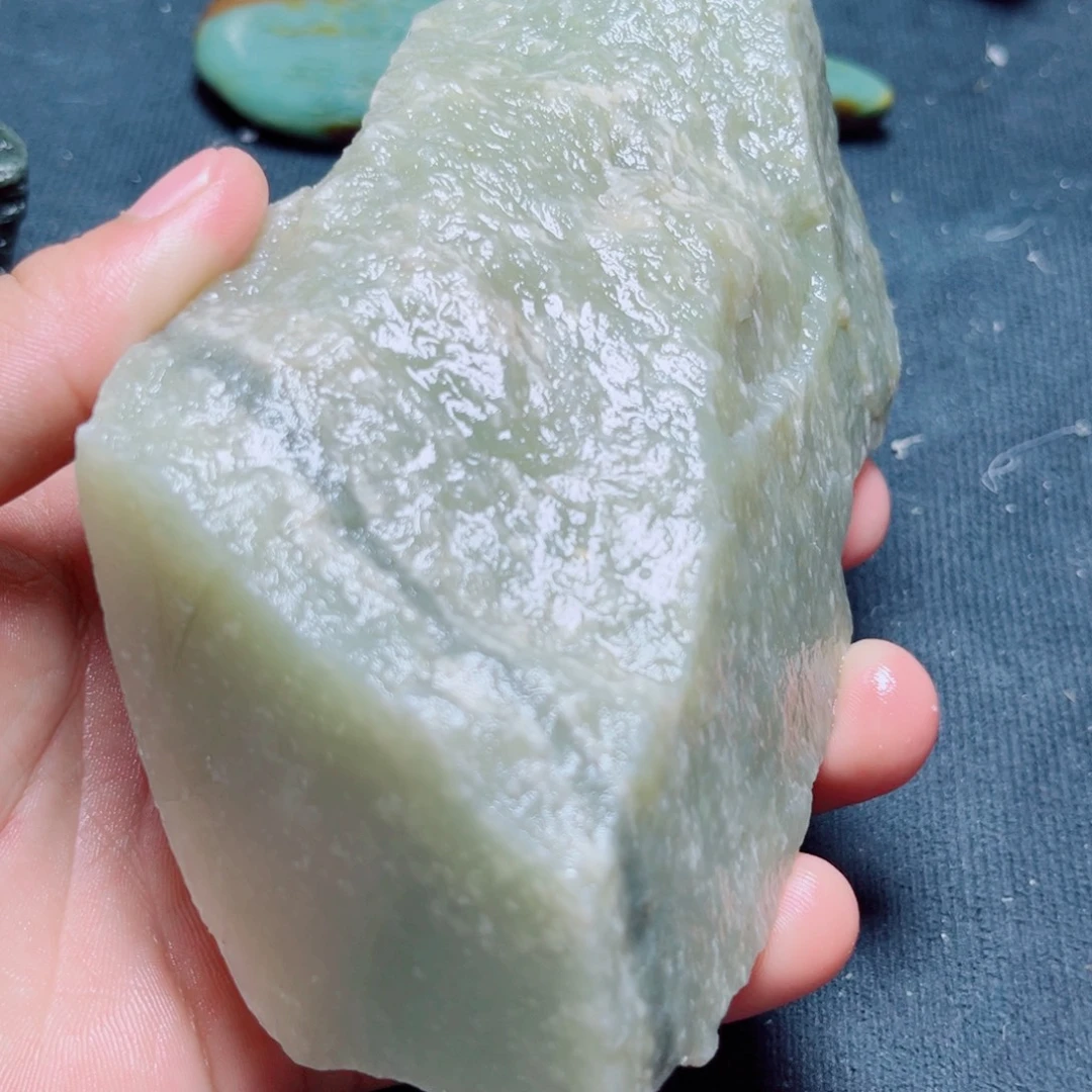 和田玉未镶嵌珠宝奇石