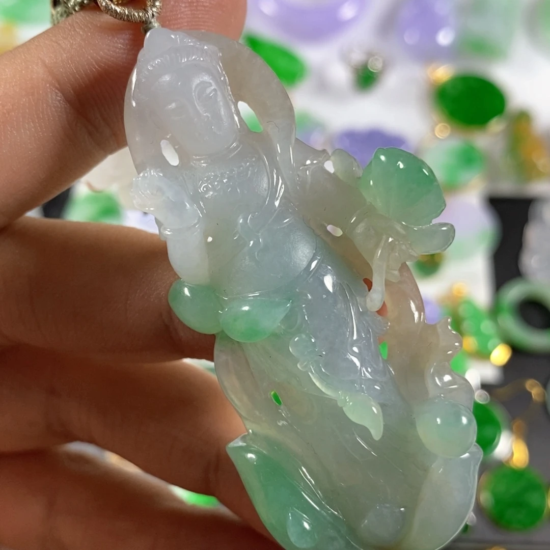 翡翠颈饰未镶嵌翡翠