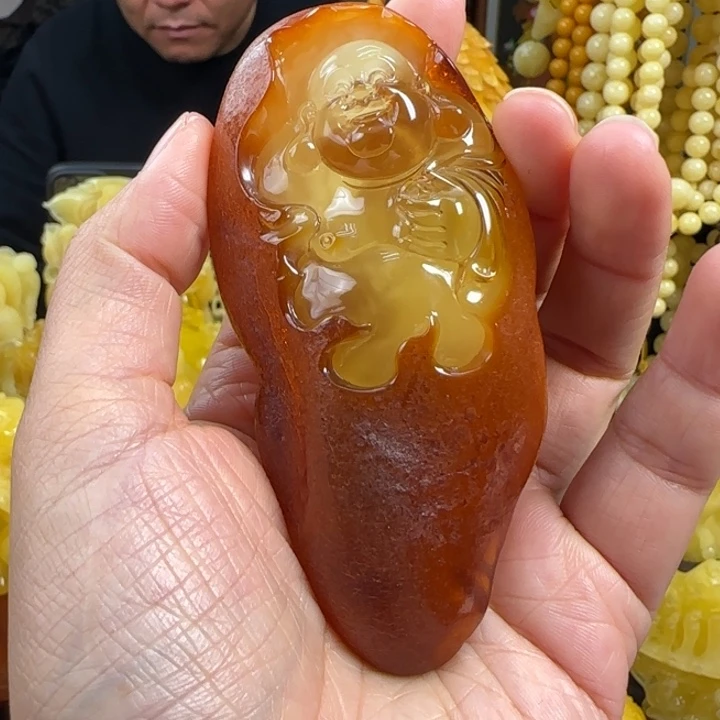 蜜蜡珠宝奇石未镶嵌