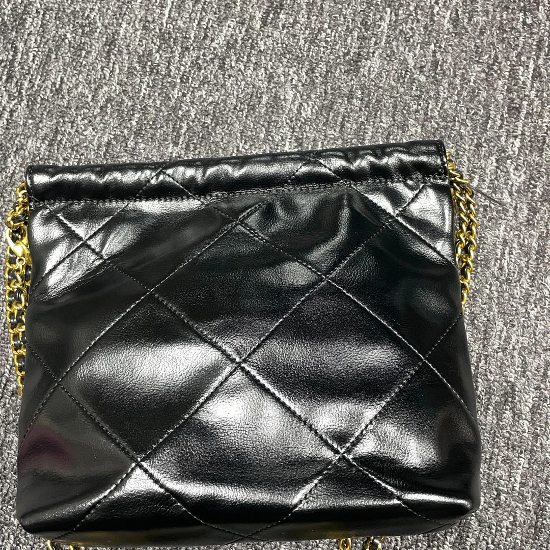 时尚新款打造真皮女士包新款10228-1黑色