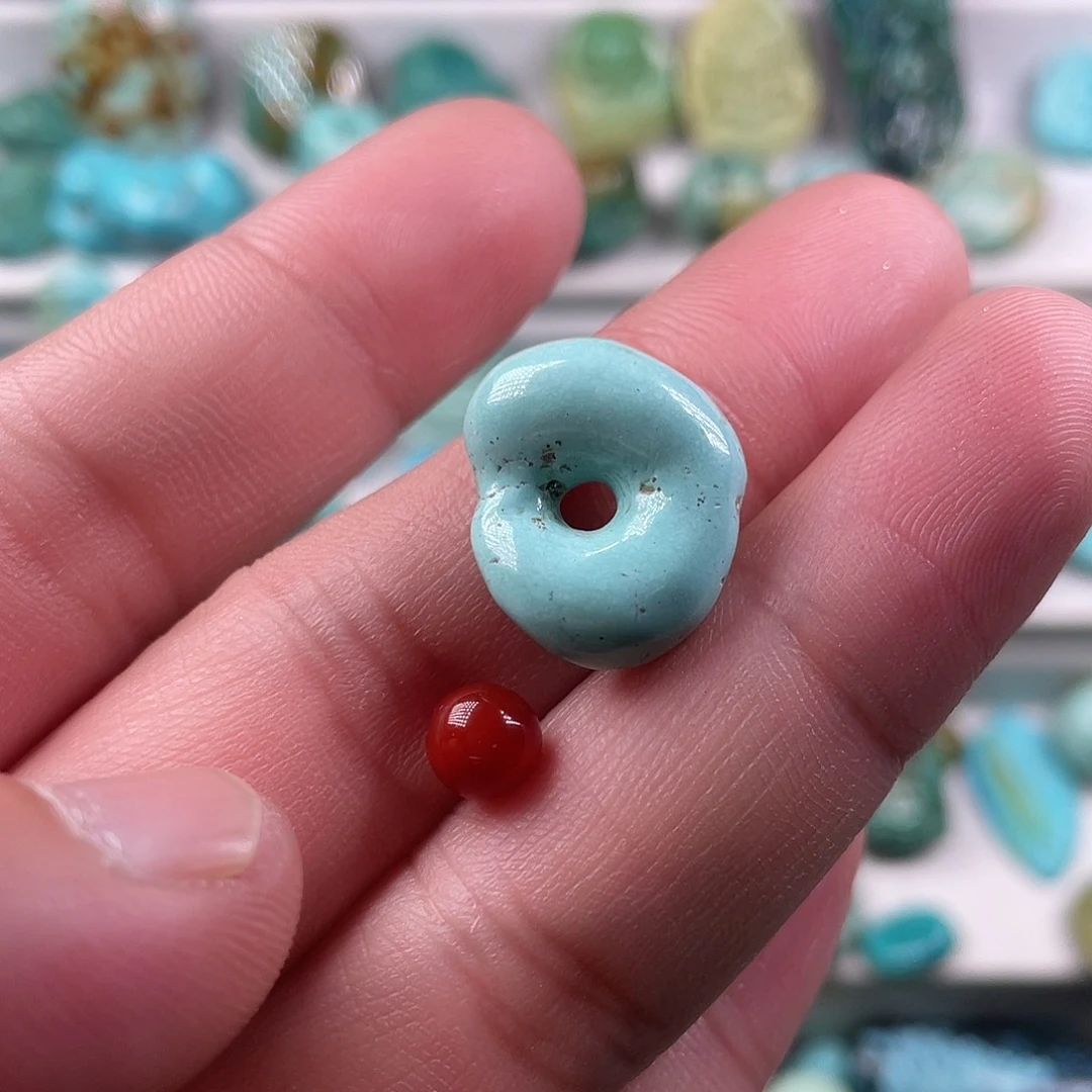 南红玛瑙未镶嵌颈饰