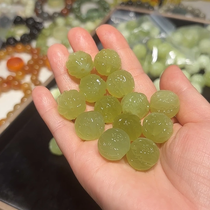 桃***夭未镶嵌蛇纹石玉手串