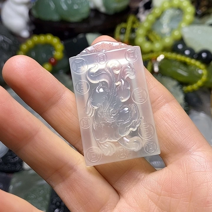 岫玉未镶嵌岫玉颈饰