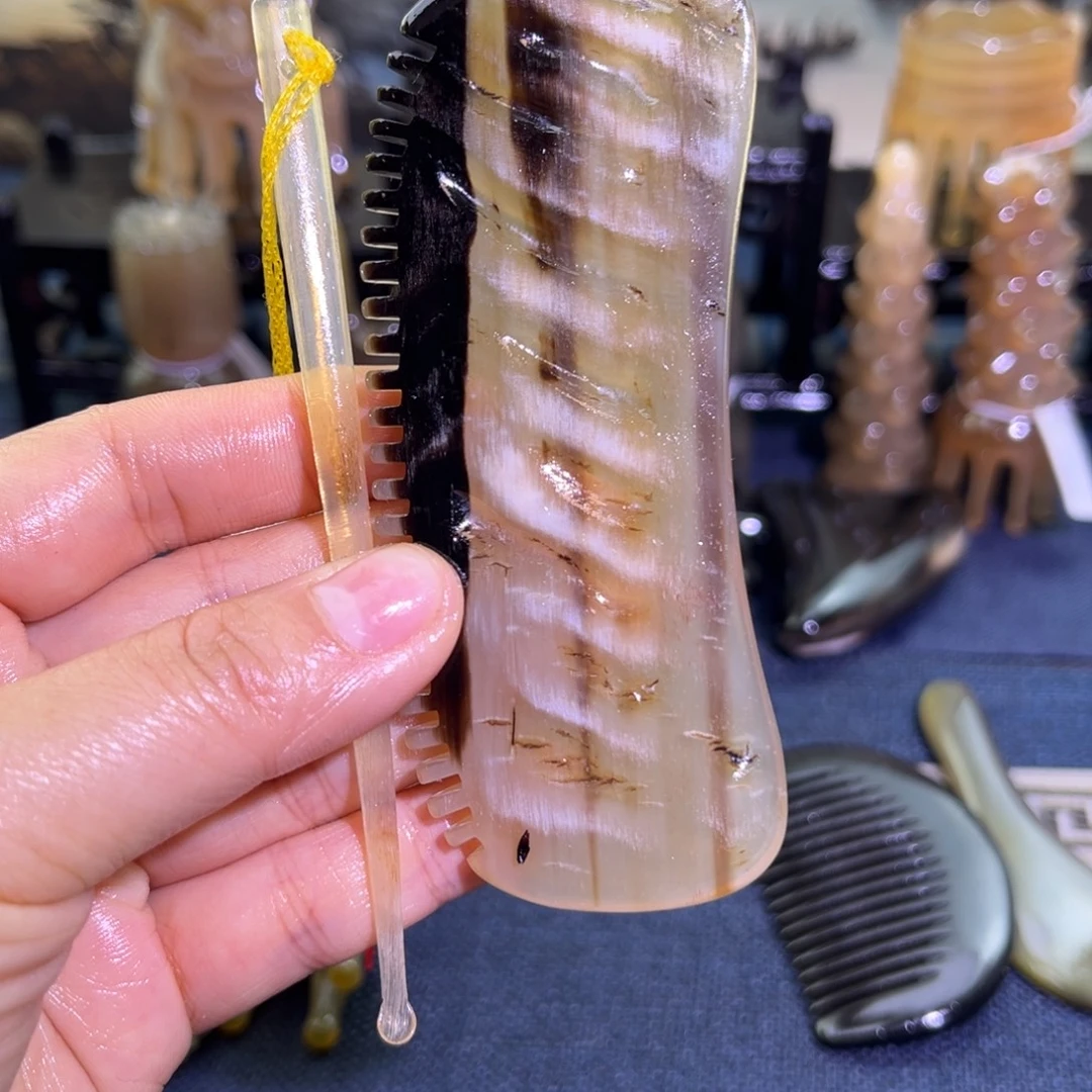 国内老白水福利脸梳