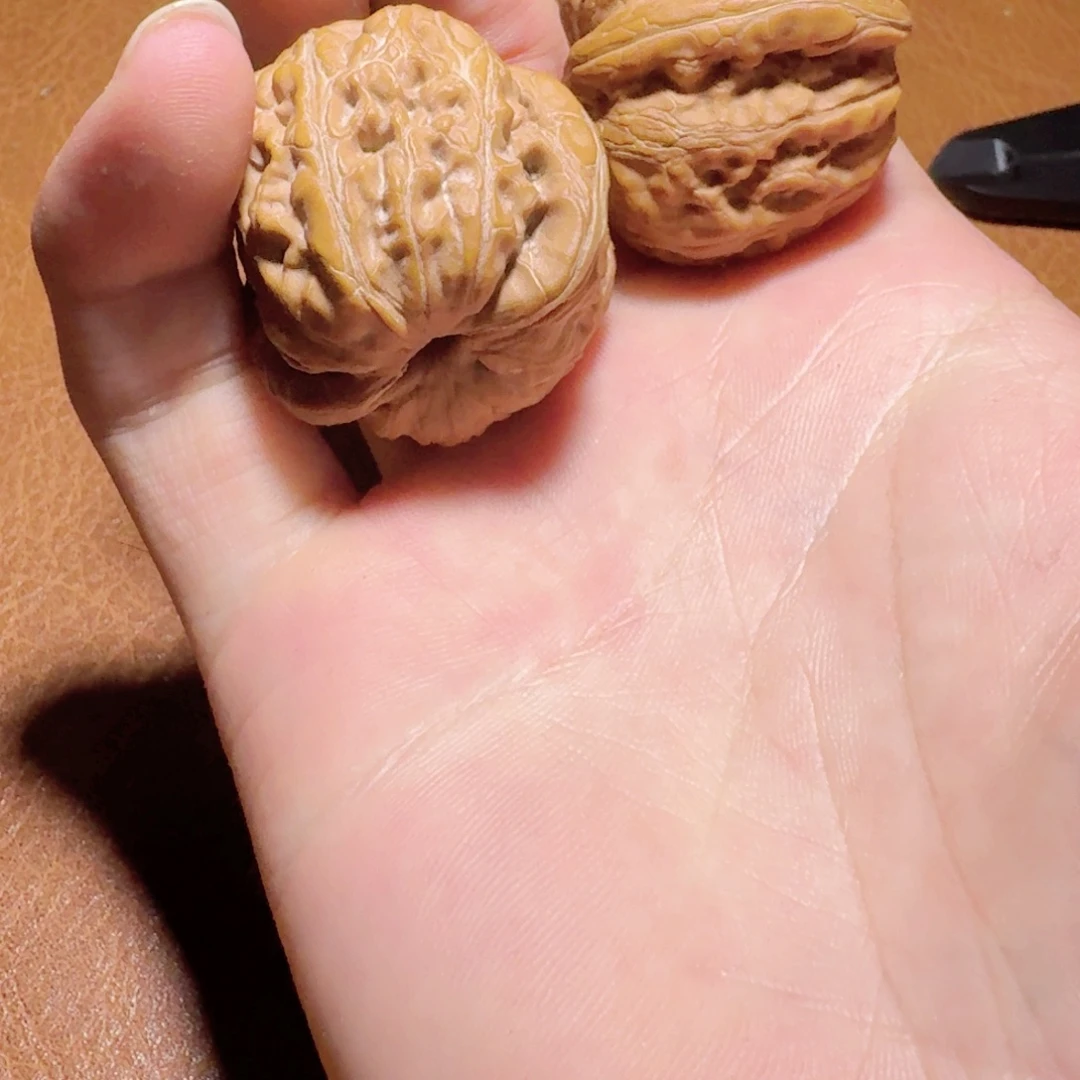 笑***生核桃需不不不不不