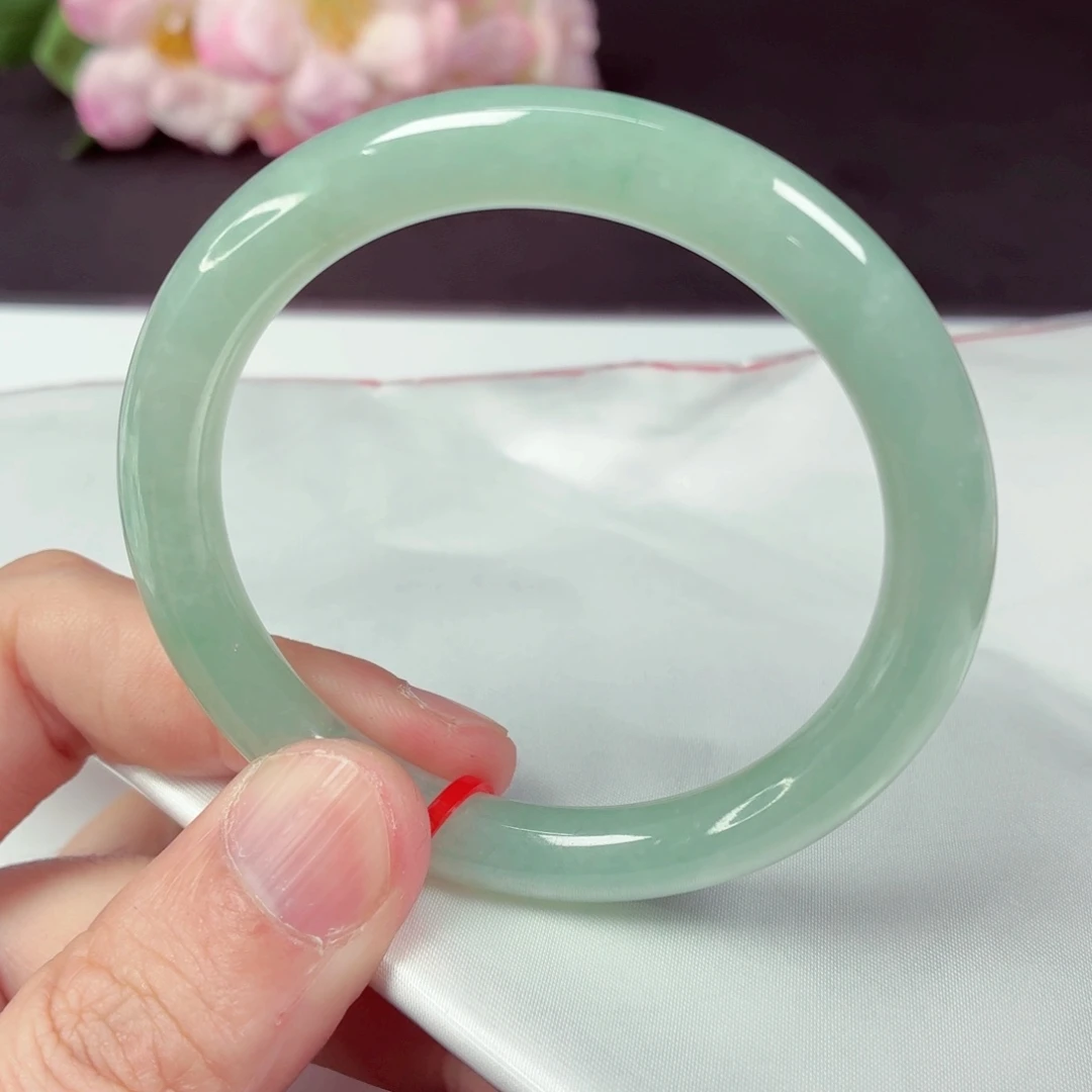 翡翠未镶嵌手镯54.8圈