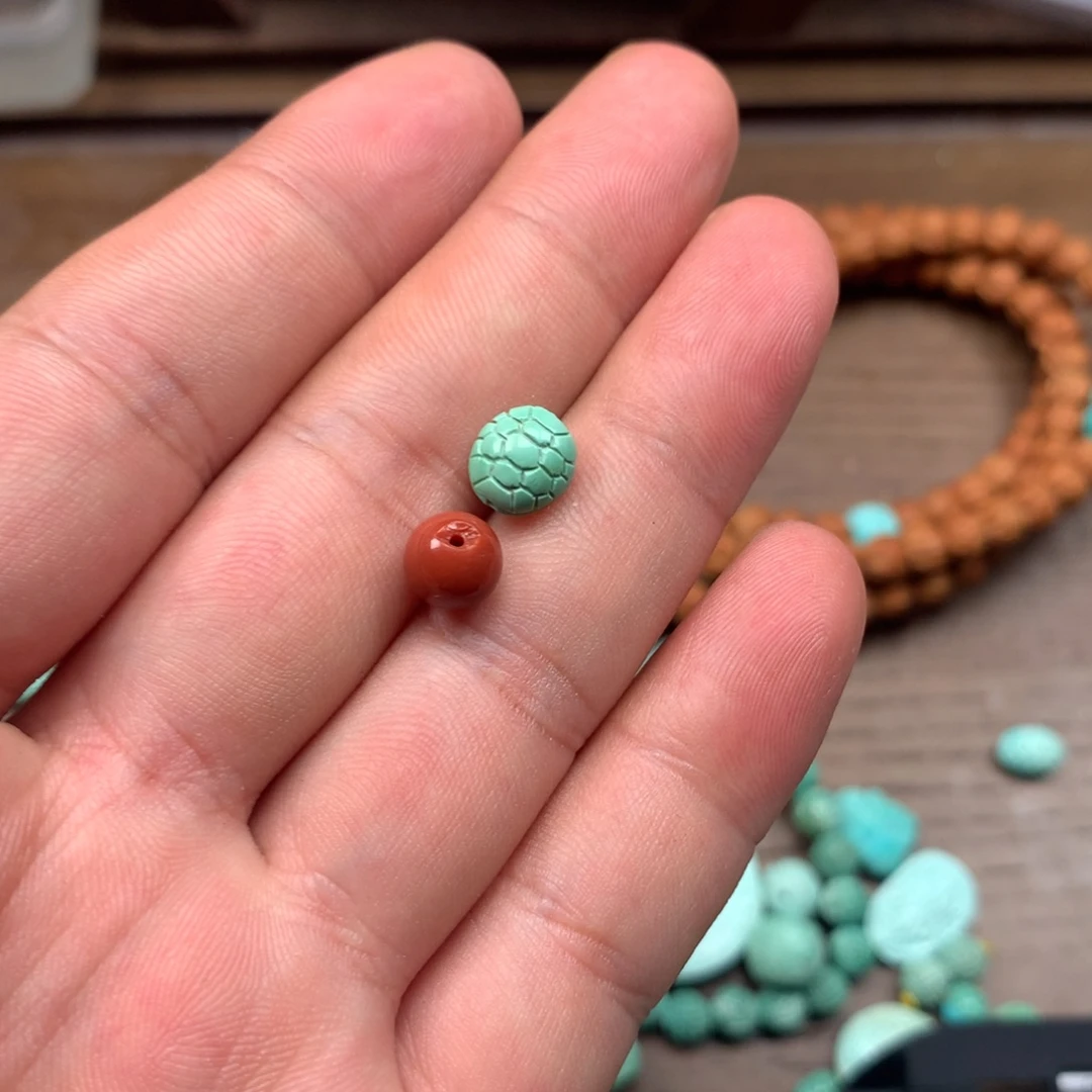 南红玛瑙未镶嵌雕刻