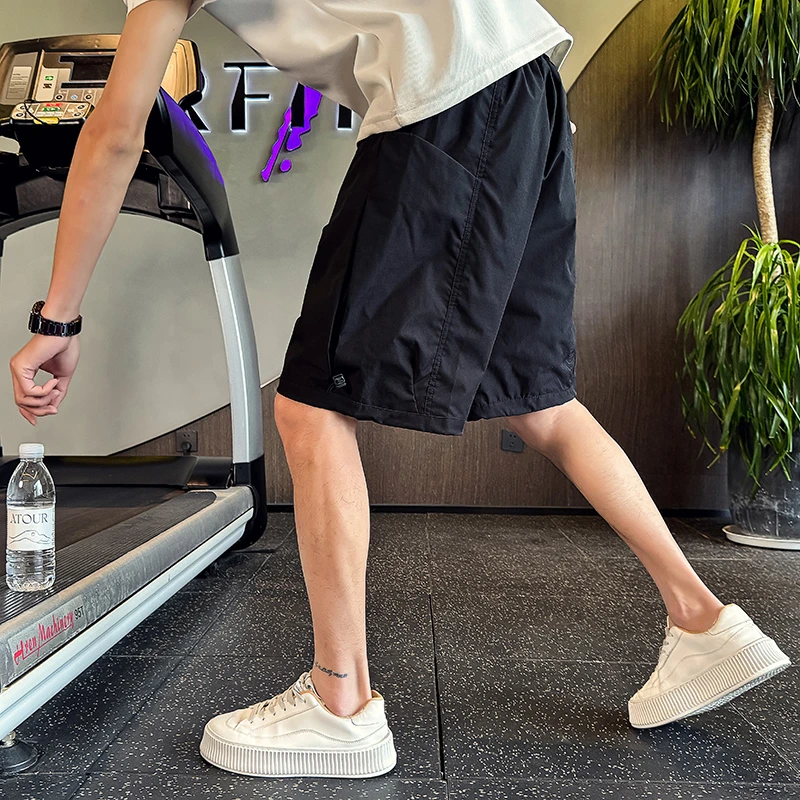 男士短裤夏季2025夏季新款潮流冰丝垂感速干五分裤休闲百搭运动裤