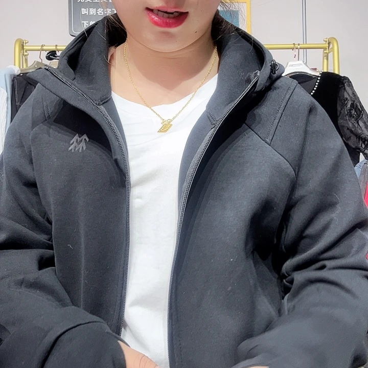 陌***开闪电购745大码女装
