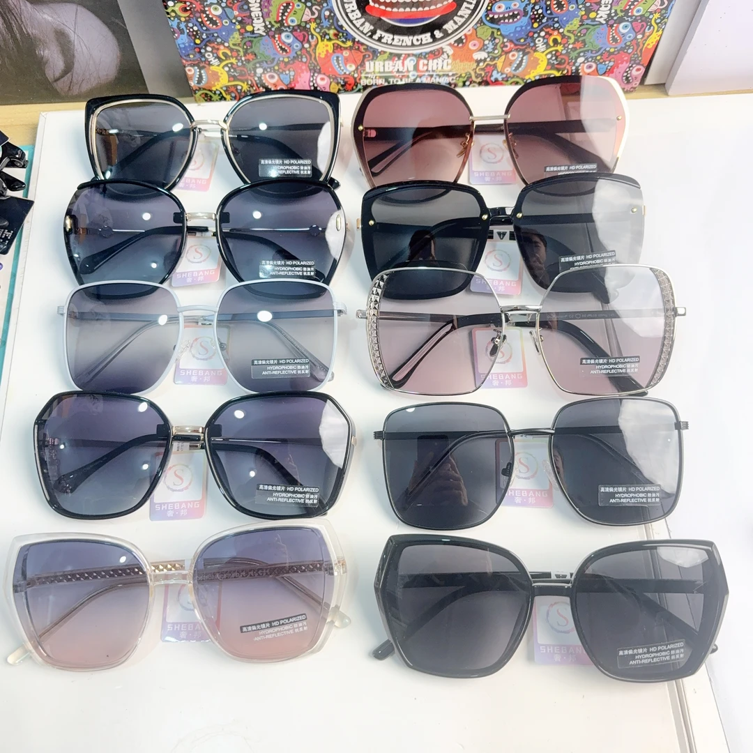 新款时尚女款偏光太阳镜墨镜眼镜10付