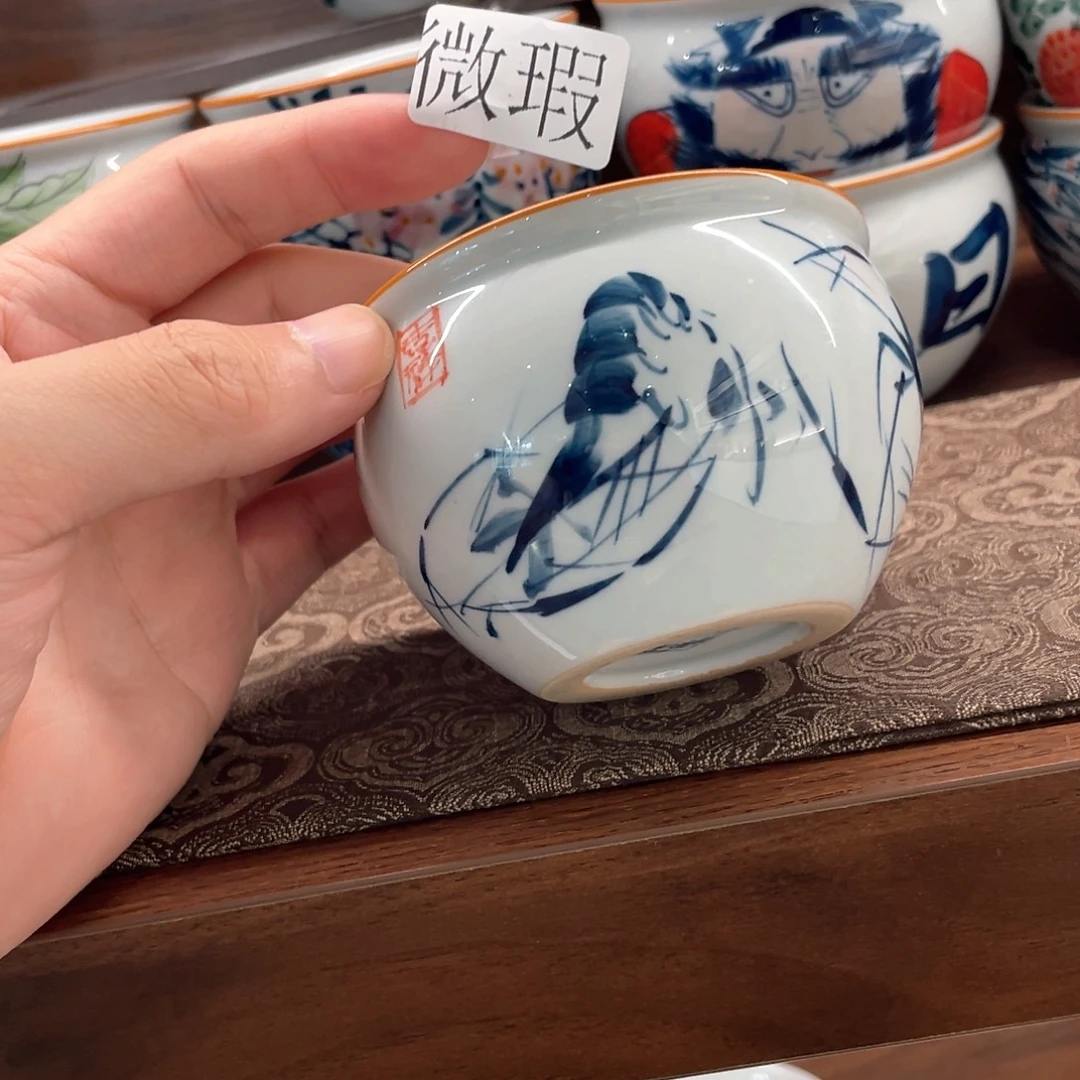 釉下手绘茶具微瑕