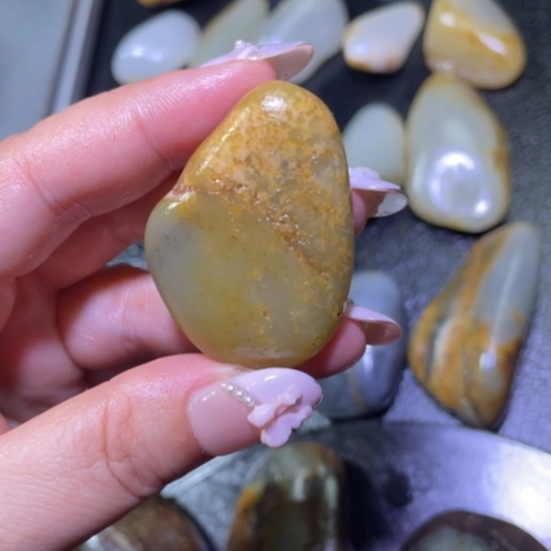 【闪购商品】颈饰未镶嵌和田玉