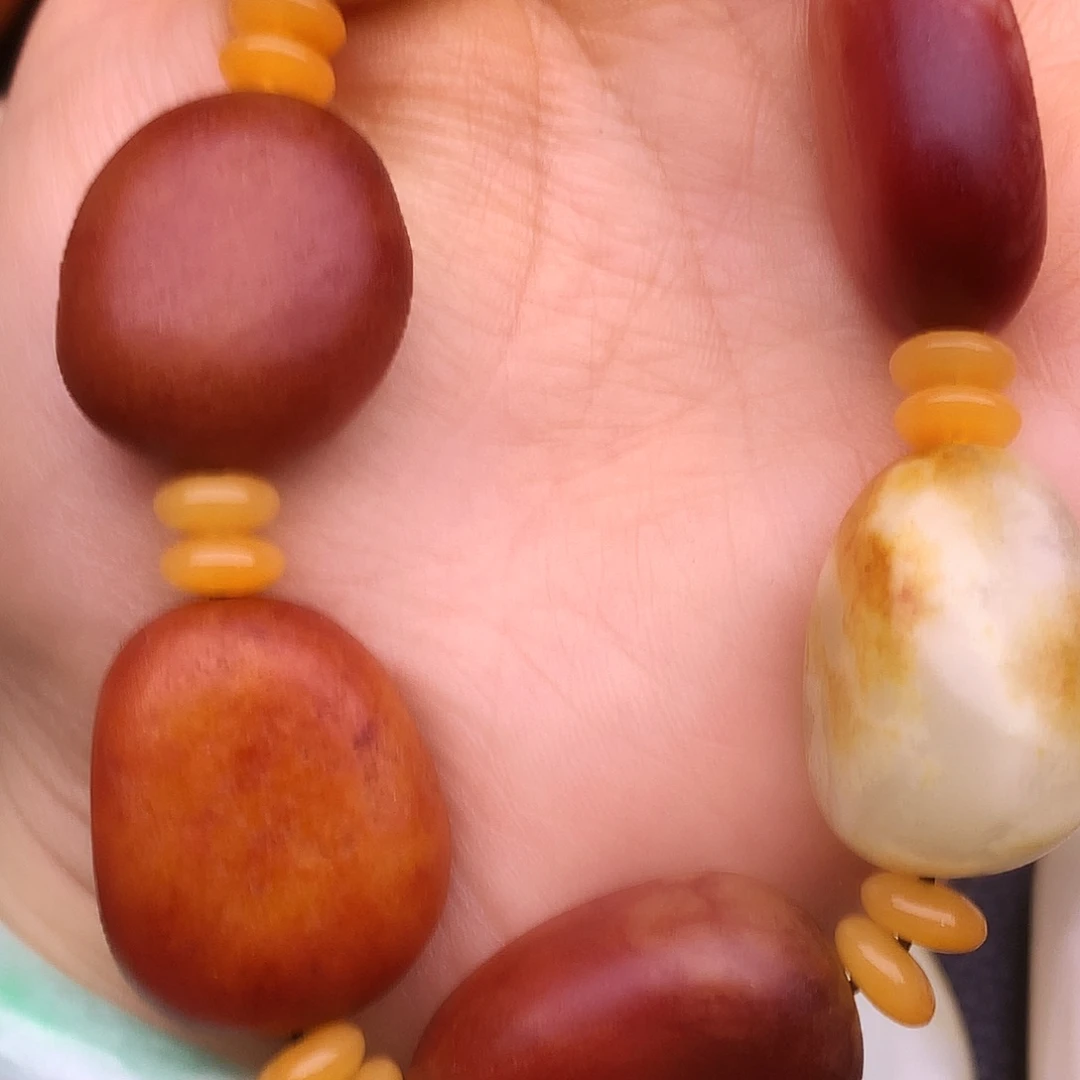 用***8和田玉未镶嵌挂件