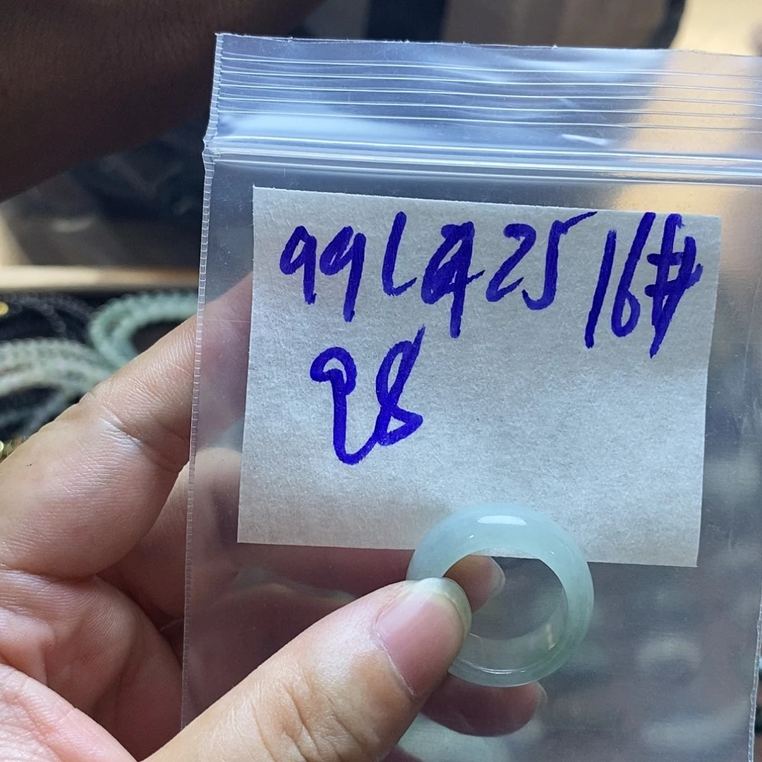 未镶嵌定制翡翠德*