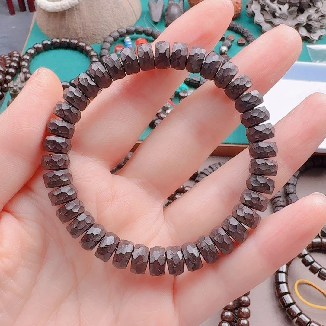 云***吓椰蒂手串9*5无相手串