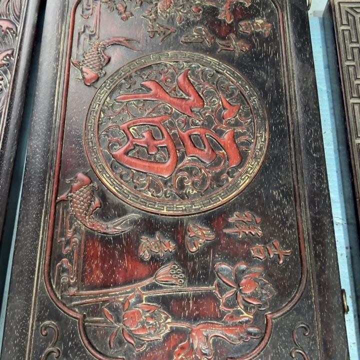 ****婷非洲紫檀（红花梨）