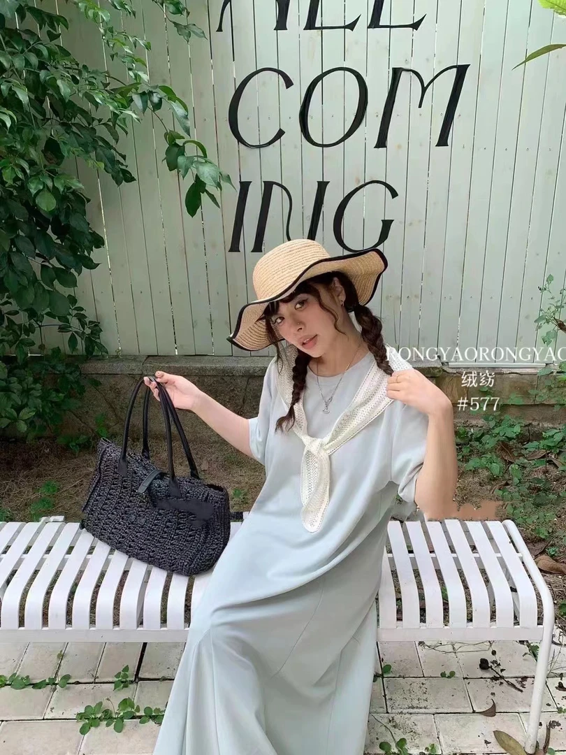 蕾丝拼接连衣裙气质显瘦简约设计长款休闲裙子577