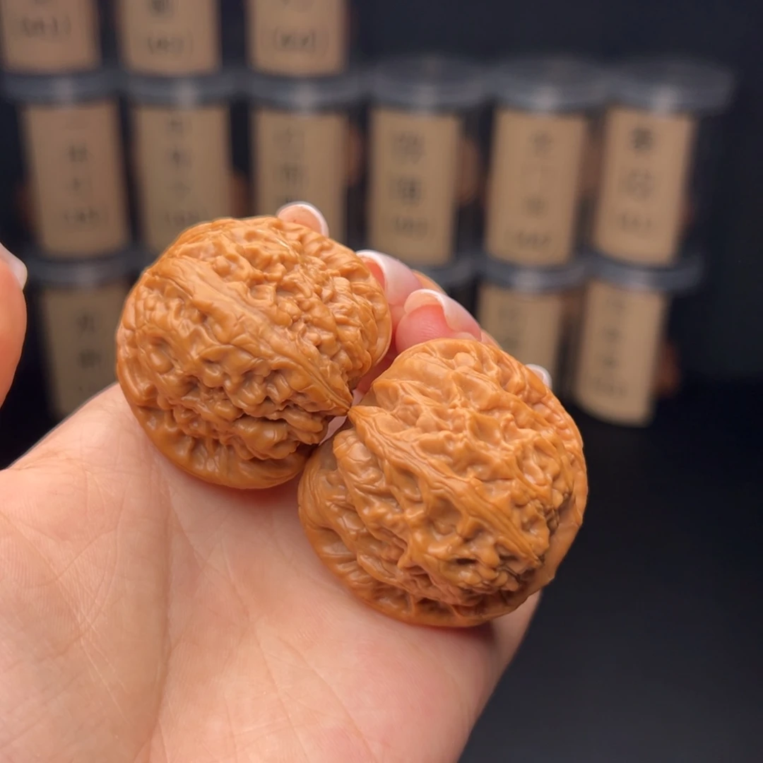 文玩核桃吊坠红锦鲤44全品