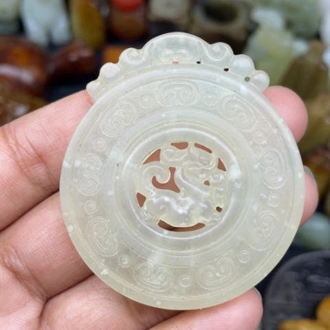 蛇纹石玉未镶嵌颈饰29