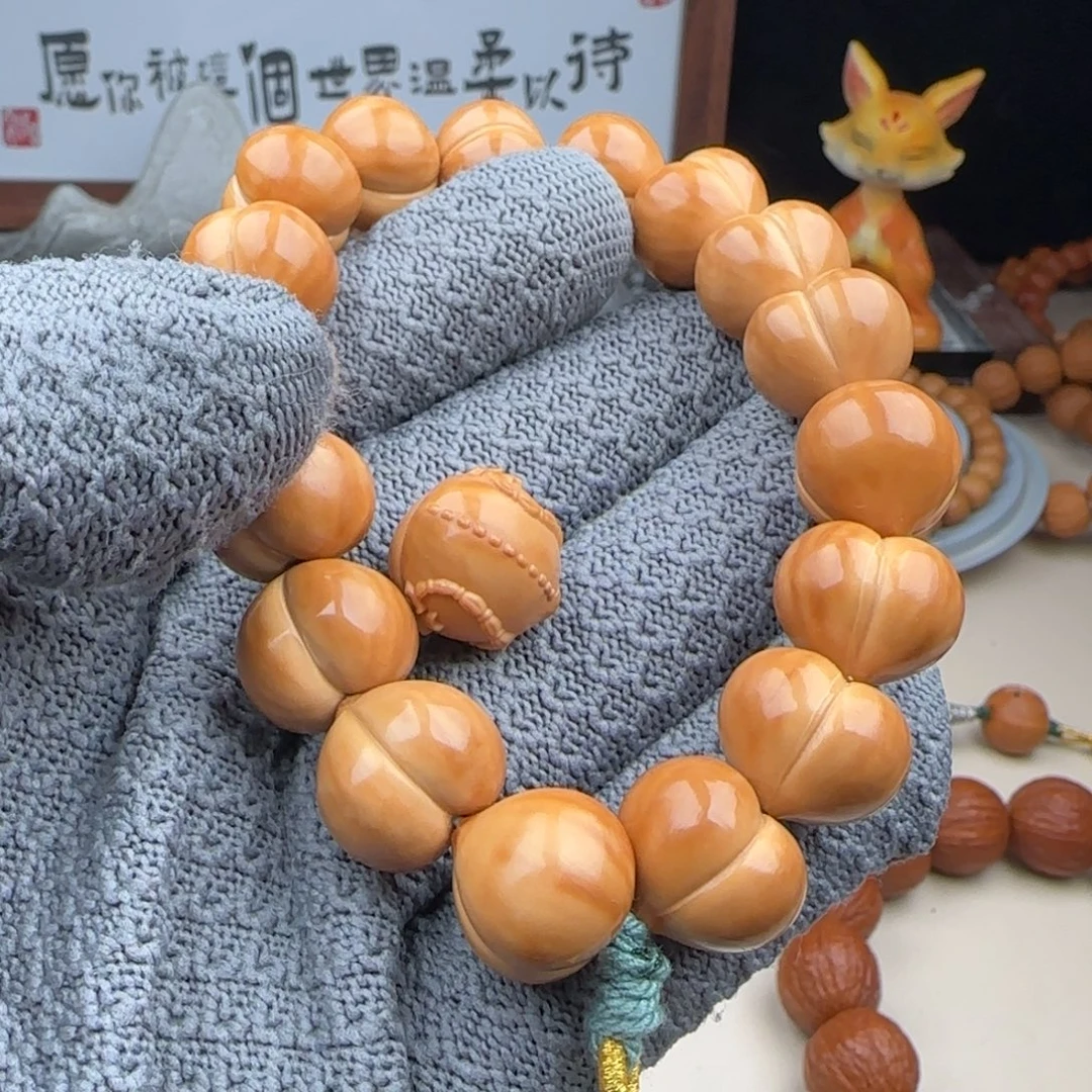 W***w猴头核桃吊坠16屁桃