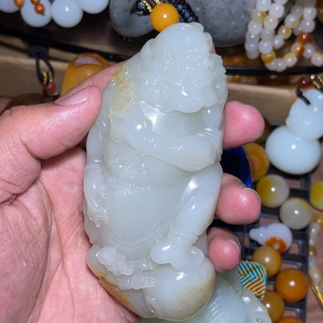 和田玉未镶嵌车挂