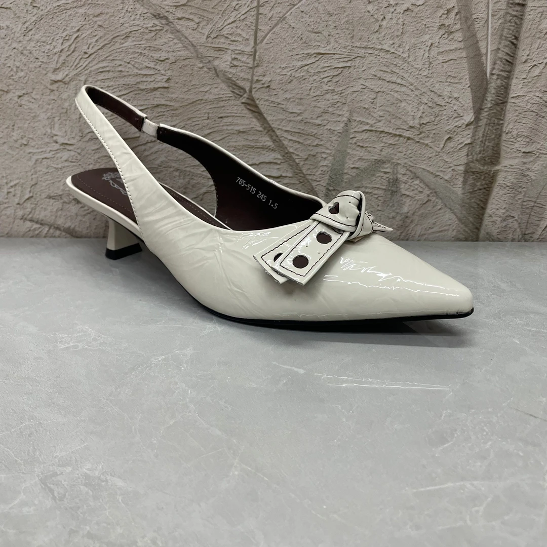 凉鞋女 (牛皮) 785-515（孤品）d区37码