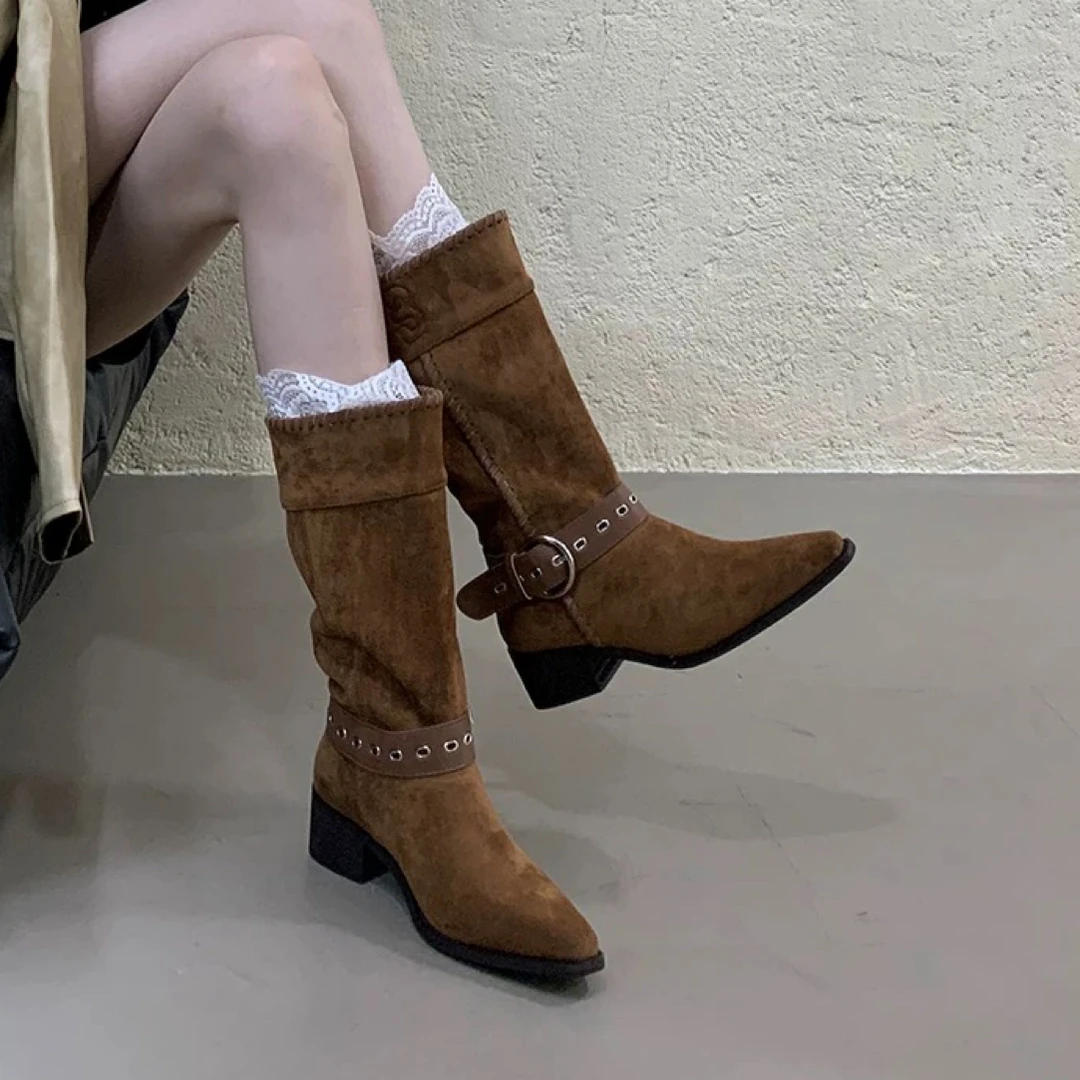 2025秋冬时装靴女鞋欧若智性风绒面废土风中筒鞋外穿软底百搭短靴