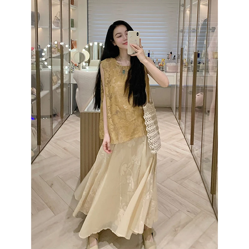 新中式国风套装女2025夏季新款洋气提花上衣吊带背心半身裙三件套