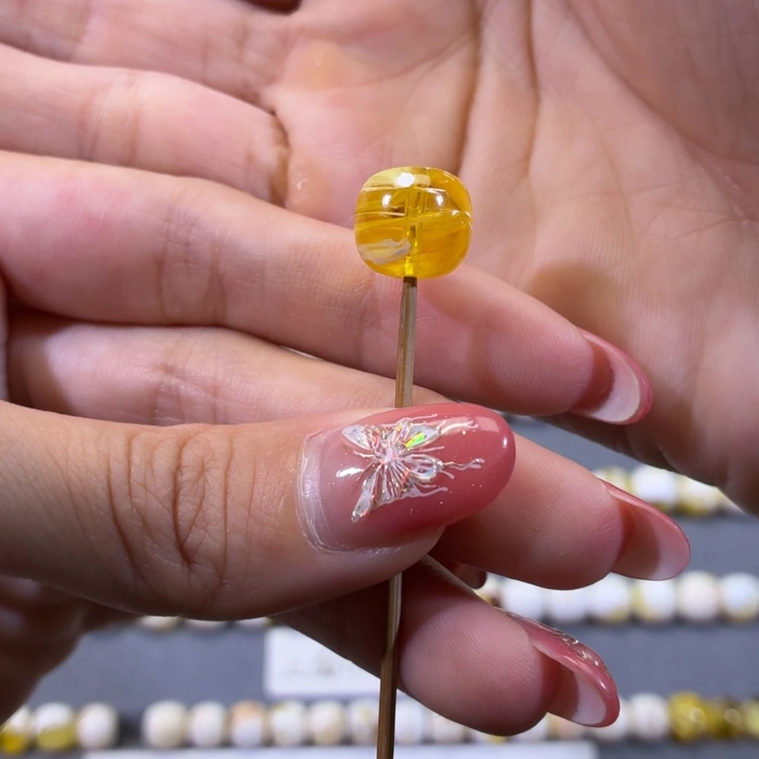 琥珀未镶嵌裸石天然