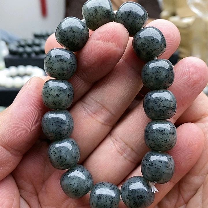 【闪购商品】未镶嵌手链和田玉14青花