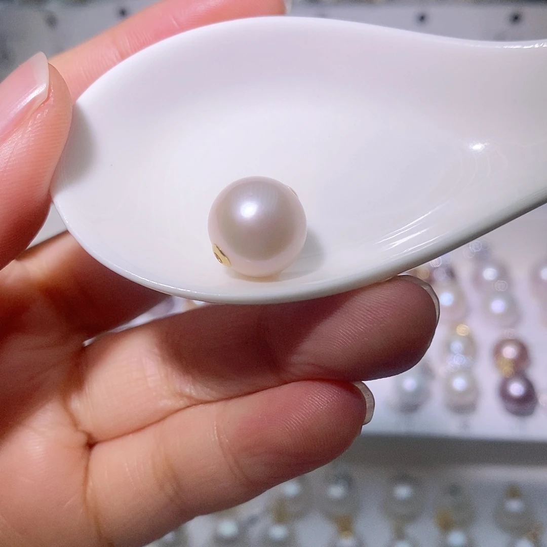 淡水珍珠吊坠(赠链)18K金镶嵌谁****浅尺寸12/13