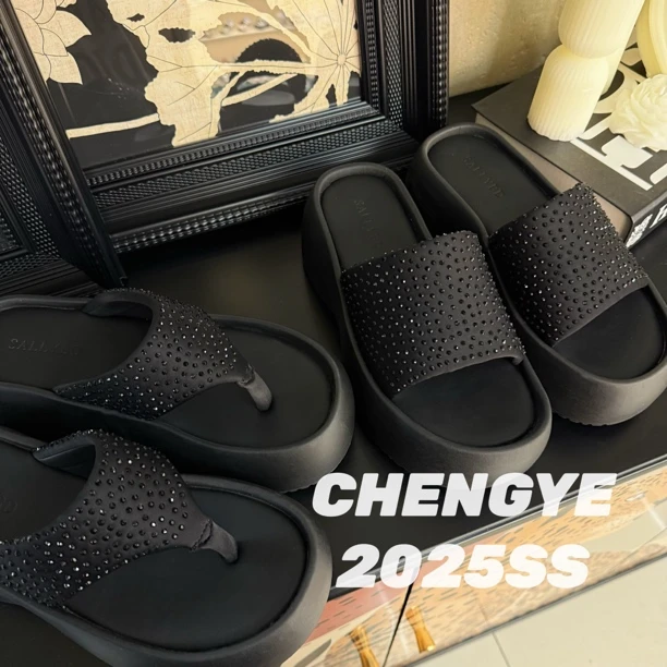 【CHENGYE】7cm-法式钻面高跟2025新款舒适百搭懒人鞋一脚蹬