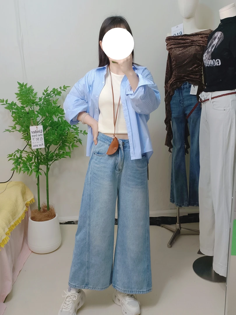 蓝色条纹衬衫女长袖宽松设计感百搭休闲上衣