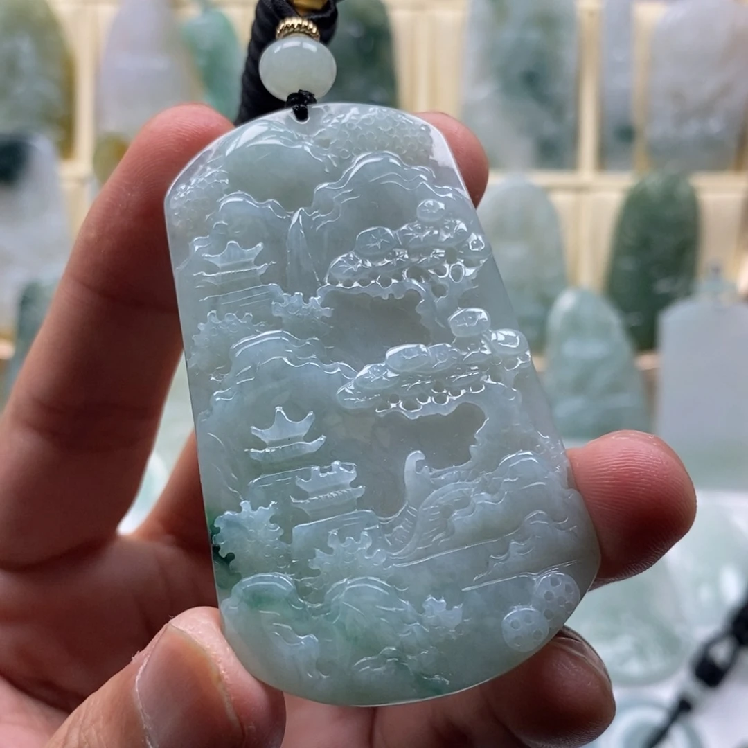 颈饰未镶嵌翡翠山水牌